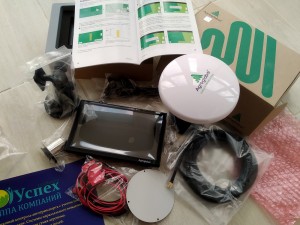 Курсоуказатель Agroglobal AGN8000 (двухчастотник) антенна  AGN 25 / GNSS 3.3